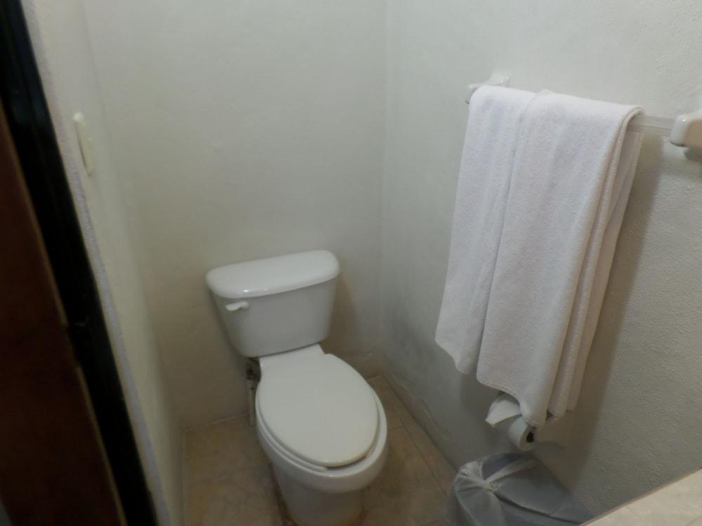 Uke Inn Hotel & Suites Xamaipak Tuxtla Gutiérrez Zewnętrze zdjęcie